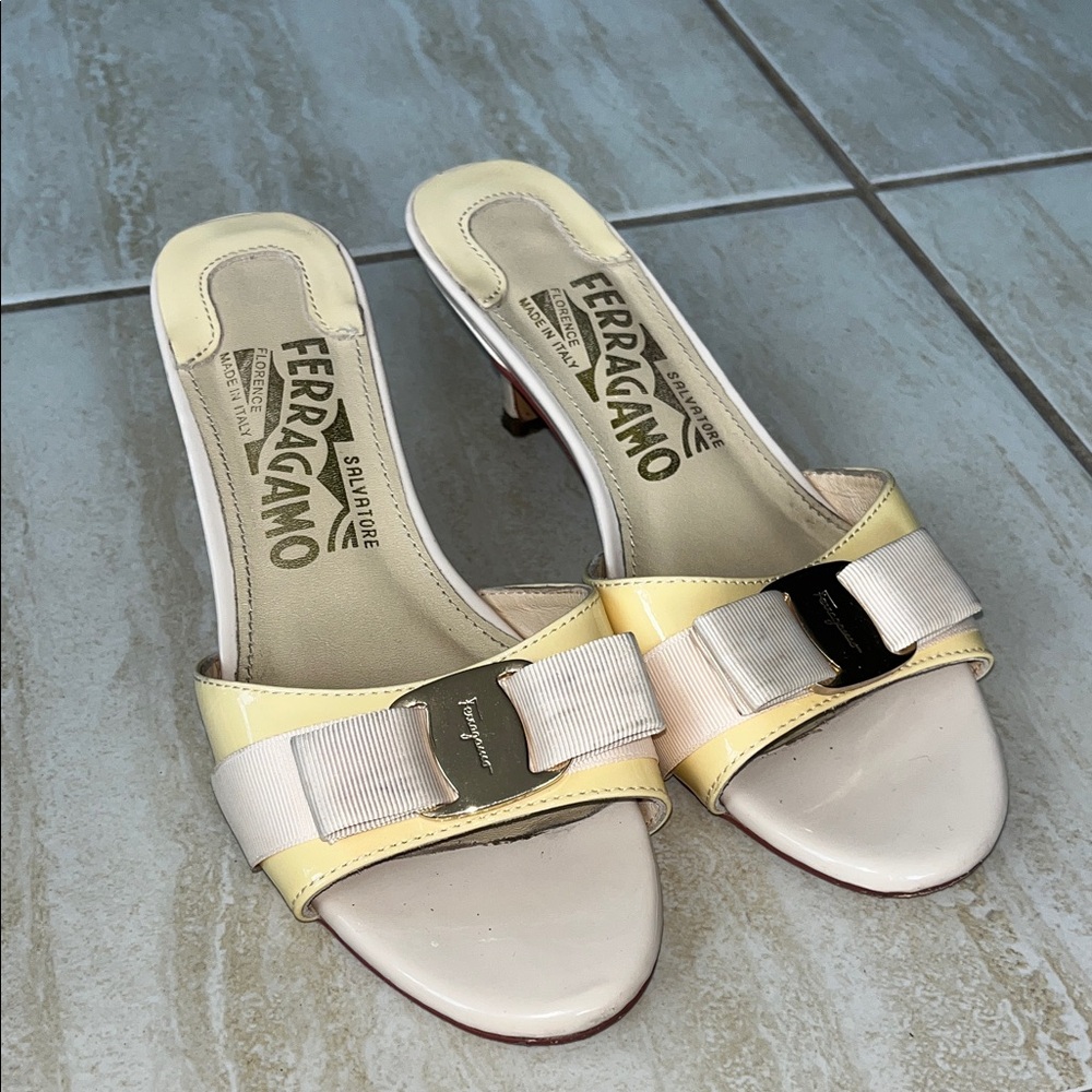 Ferragamo Light Pink Cream Glory Sandals 36